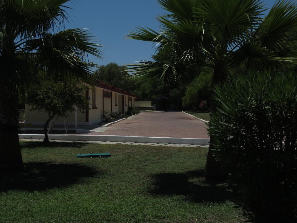 Hotel Las Palmas Midway Inn Matehuala Exterior photo